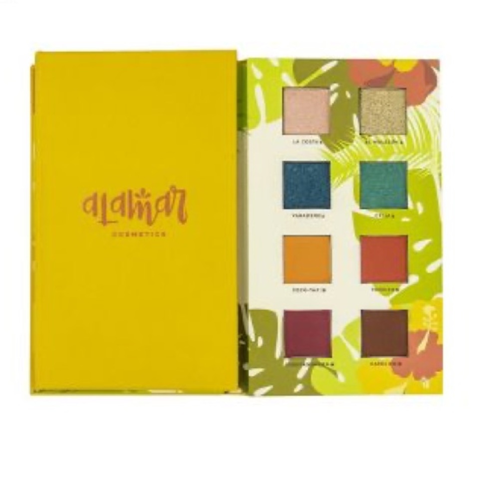 Alamar Reina Del Caribe eyeshadow palette